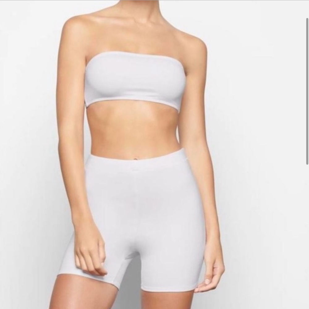 NWT SKIMS Swim Recycled Mid Waist Shorts Marble Size Large – Limited Edition